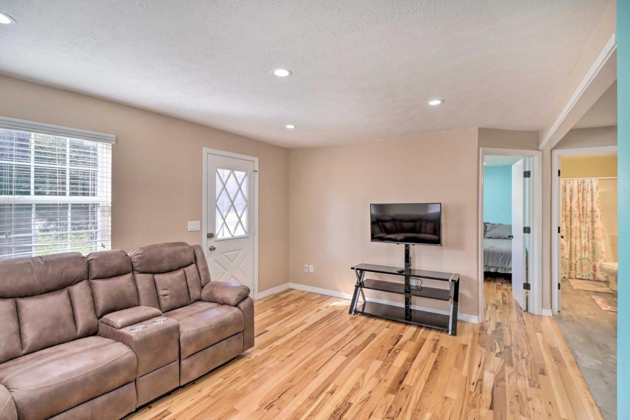 Remodeled Harrison Retreat Less Than 6 Mi To Town! Exterior photo