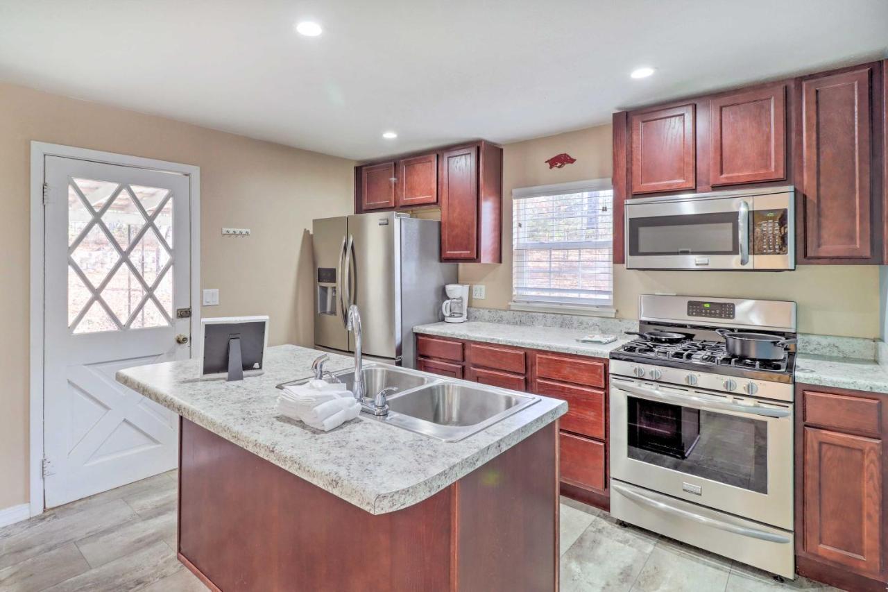 Remodeled Harrison Retreat Less Than 6 Mi To Town! Exterior photo